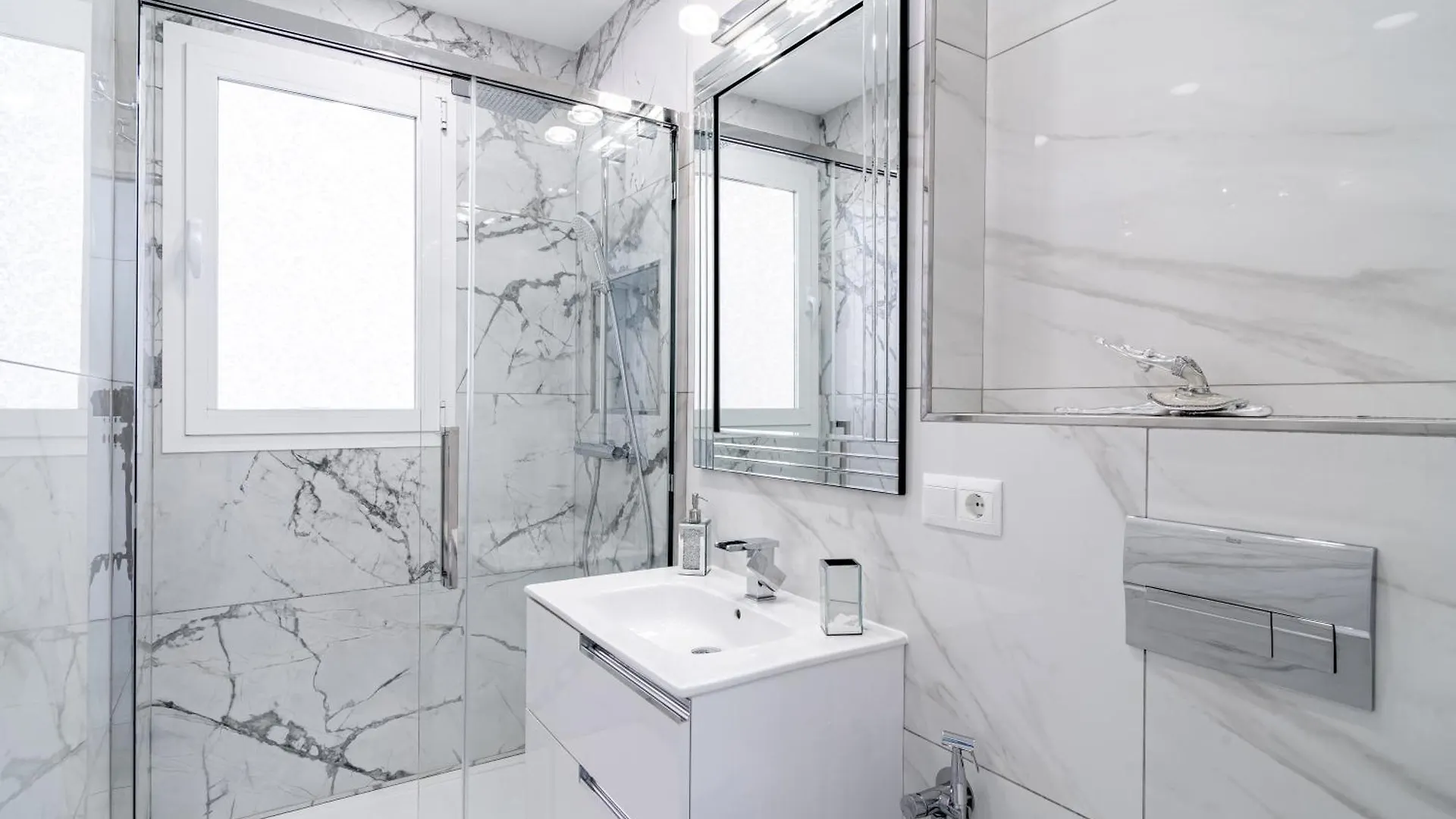 Silver Horizon Luxury Apartment 内尔哈 0*,  西班牙