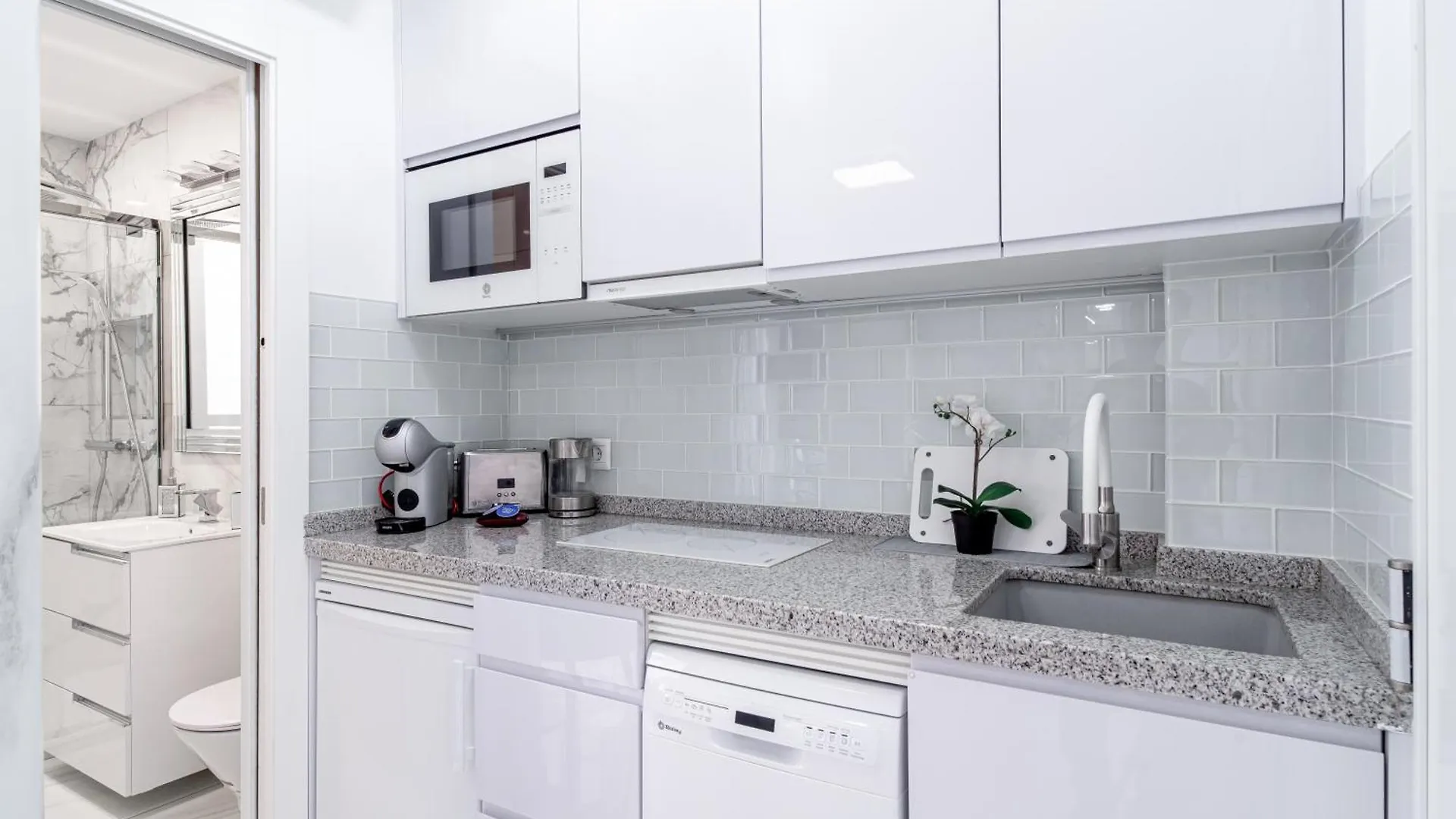 Silver Horizon Luxury Apartment 内尔哈 西班牙