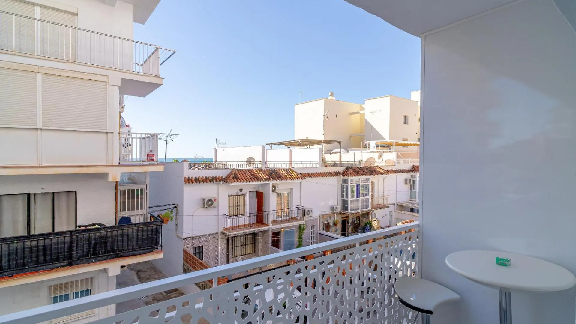 Silver Horizon Luxury Apartment Nerja 0*,  España