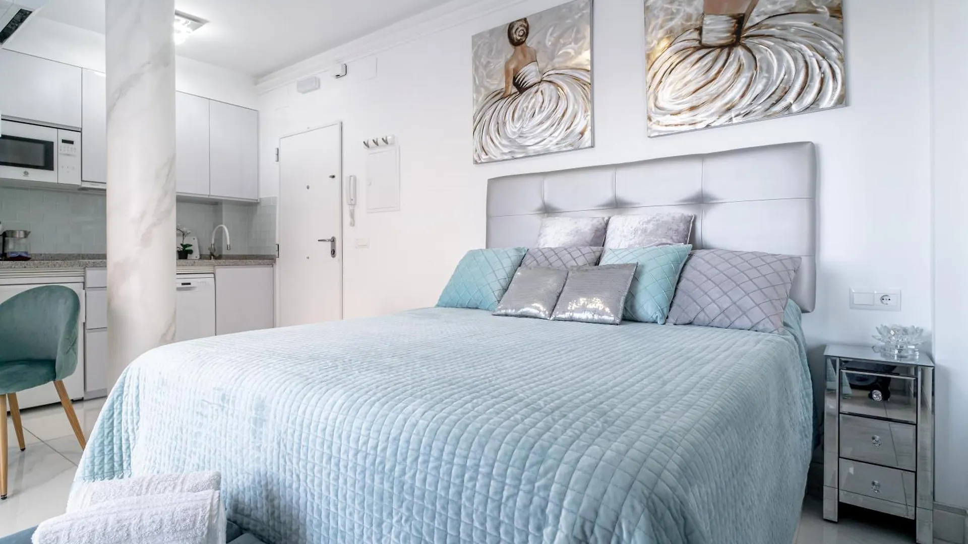 Silver Horizon Luxury Apartment Nerja 0*,